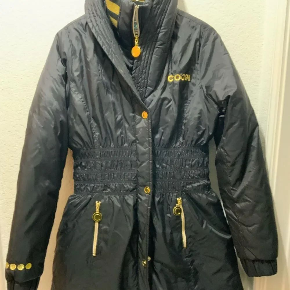 Coogi Puffy Coat Size S Excellent condition Black